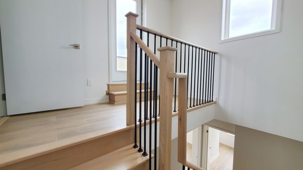 For Lease - 15 Lytham Green Circle Unit# 3, Newmarket, Ontario - Photo 1