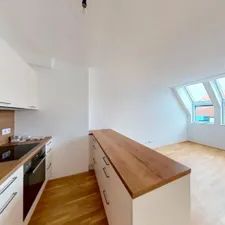 Dachgeschoß-Wohnung in Stammersdorf // Klimaanlage, Terrasse, Tiefgarage mit E-Ladestation - Foto 3