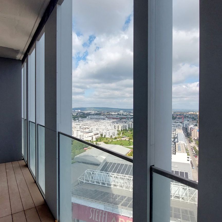 Erstbezug – TOWER HOMES im V22 mit Rooftop Pool & Sauna bei U1 Kagran - Photo 1