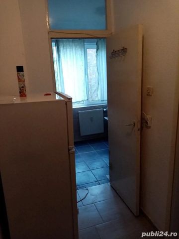 Piata sudului etaj 3 din 4 decomandat - Fotografie 5