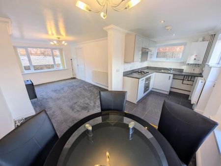 3 bedroom house to rent - Photo 2