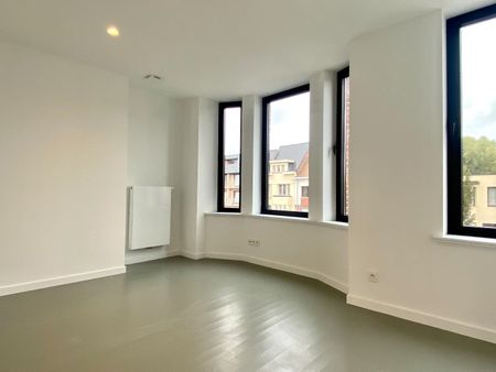 Knap gerenoveerde burgerwoning - Foto 4