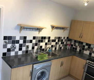 63 Clovelly Street, Belfast, BT12 7EZ - Photo 4