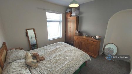 2 bedroom terraced house to rent - Photo 5