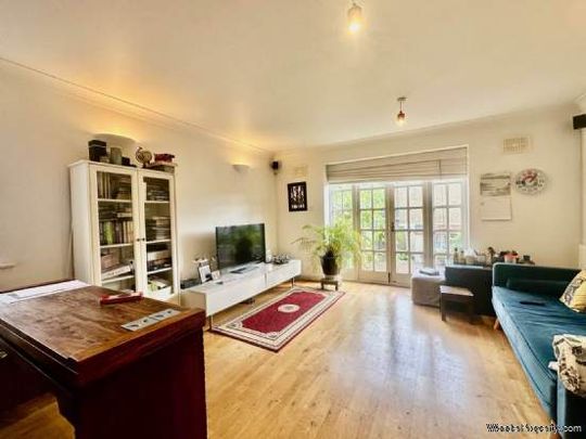 2 bedroom property to rent in London - Photo 1