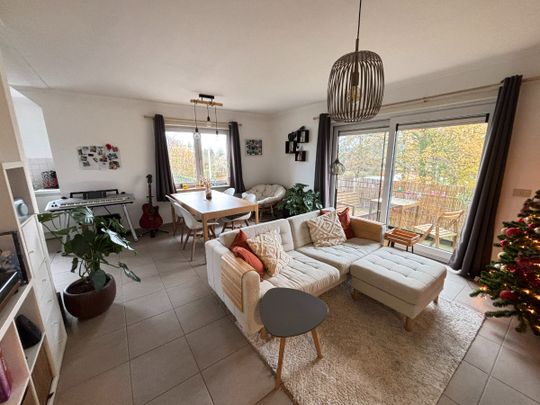 Wevelgem - Appartement met 2 slaapkamers, terras en garage - Photo 1