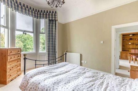 Upper Richmond Road, West Putney, SW15 - Photo 3