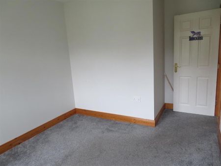 32 Birchdale Manor, Lurgan, BT66 7SY - Photo 4