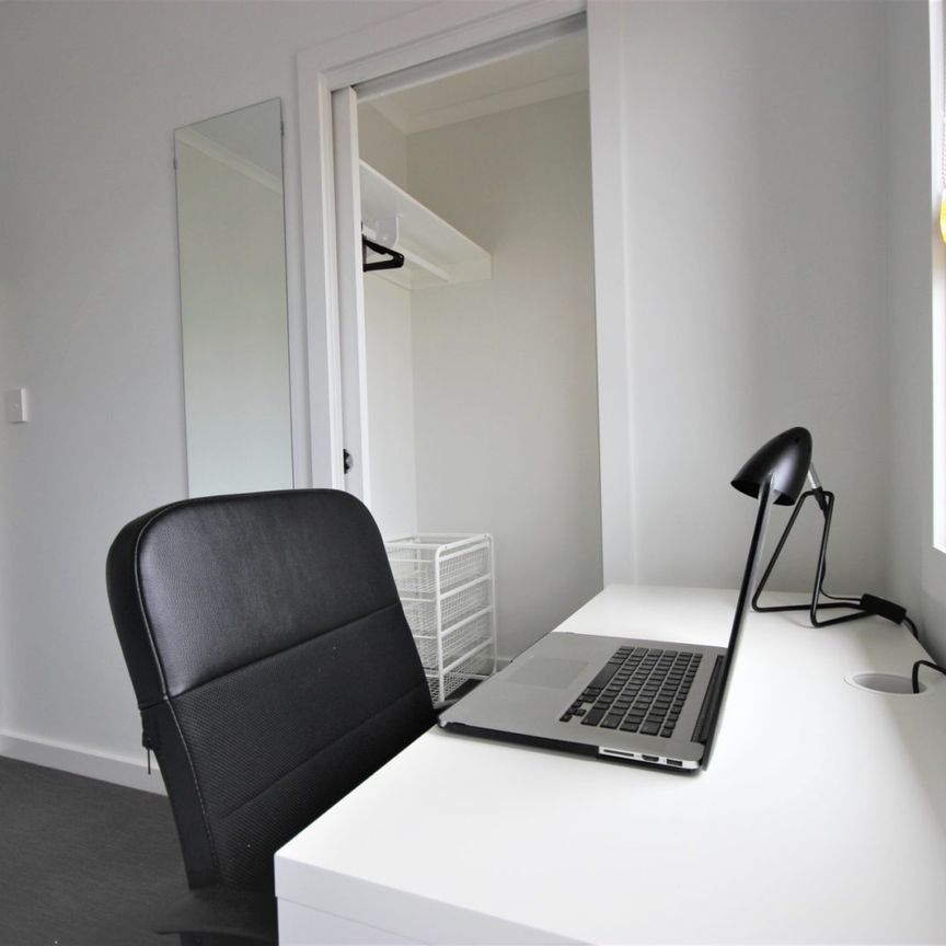 Fifth St (B), Brompton – Room D - Photo 1