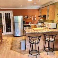 Grand 3 1/2 meublé et équipé (tout inclus) - Photo 3