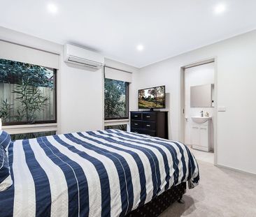 Spacious Family Home in a Prime Location - Photo 4