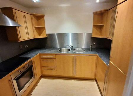 John Repton Gardens, Brentry, Bristol, Bristol, BS10 - Photo 3