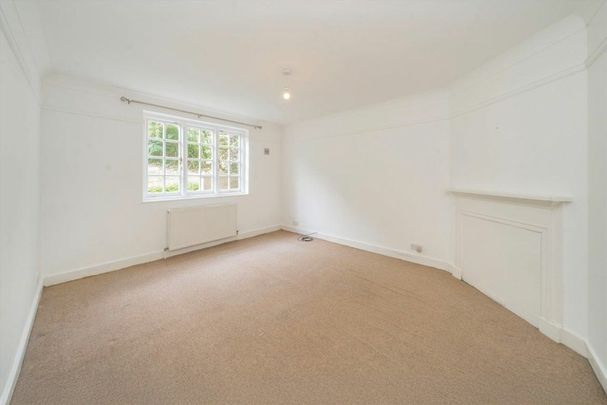 The Chine, Muswell Hill, N10 - Photo 1