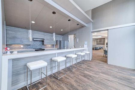 For Lease - 2081 Fairview Street Unit# 708, Burlington, Ontario - Photo 3