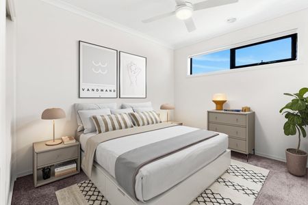 Townhouse moments from the CBD - Photo 5