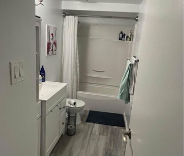 For Lease - 20 A Sonnet Crescent Crescent Unit# 135, Bells Corners ... - Photo 4