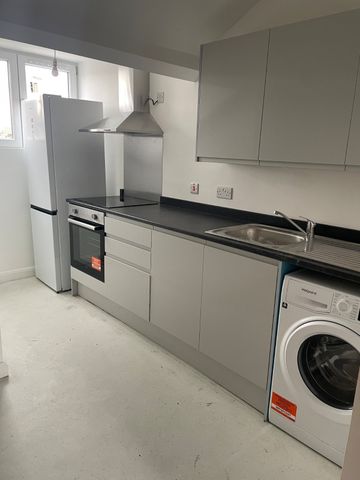 Market Walk, Huddersfield, HD1 - Photo 5