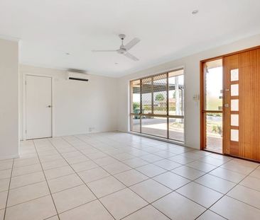 28 Bottlebrush Drive, Regents Park, QLD 4118 - Photo 4