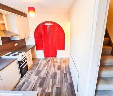 Montague Street, Nottingham, NG6 - Photo 4