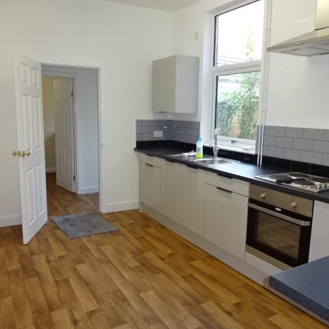 3 Bed House - Photo 1