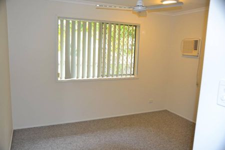 COMFORTABLE 2 BEDROOM UNIT - Photo 3