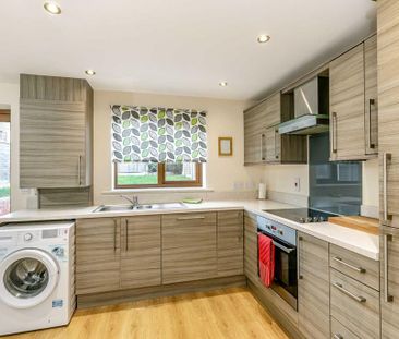 3 bedroom terraced house to rent - Photo 6