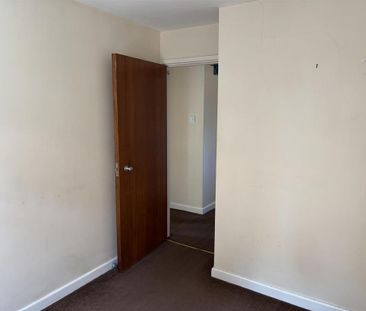 4 bedroom detached house to rent - Photo 3