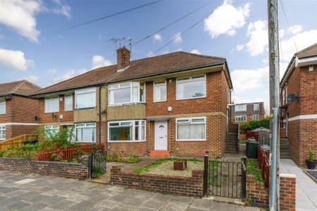 2 bedroom flat to rent - Photo 2