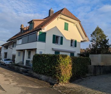 Gemütliche 5 Zimmer-Dachwohnung mit praktischem Grundriss - Photo 6