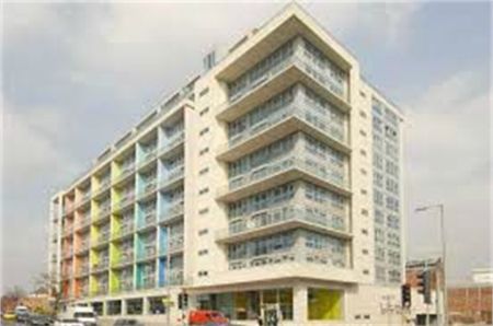 1 Bedroom Apartment - Photo 3