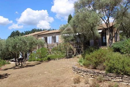 Gordes - Belle maison de vacances avec vue sur le Luberon - Photo 3