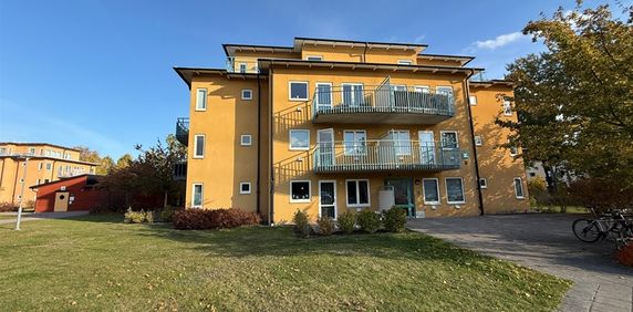 Östra Stationsgatan 4 B - Photo 2