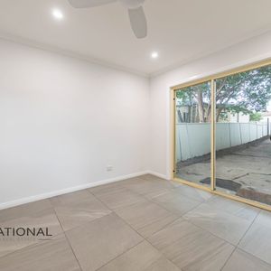 Near New 1 Bedroom Granny Flat - Photo 2