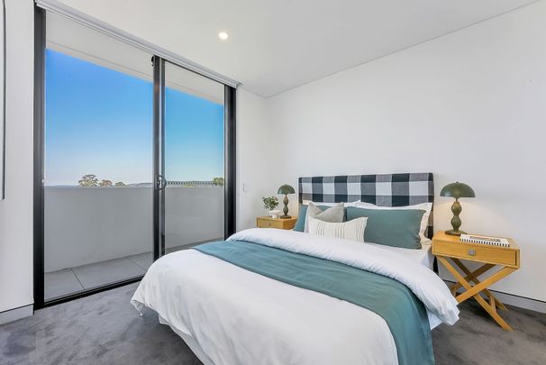 As new luxury apartment in Point Frederick - Photo 1