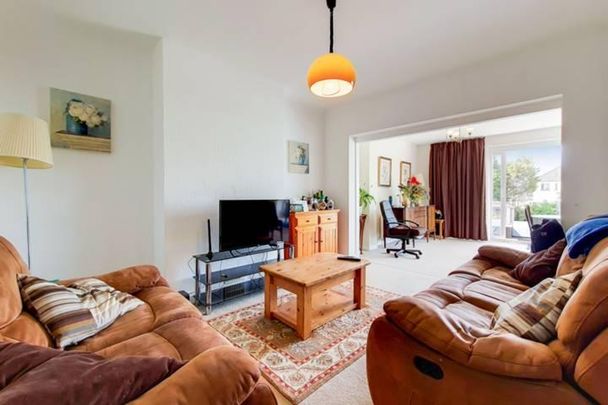 5 bedroom house to rent - Photo 1