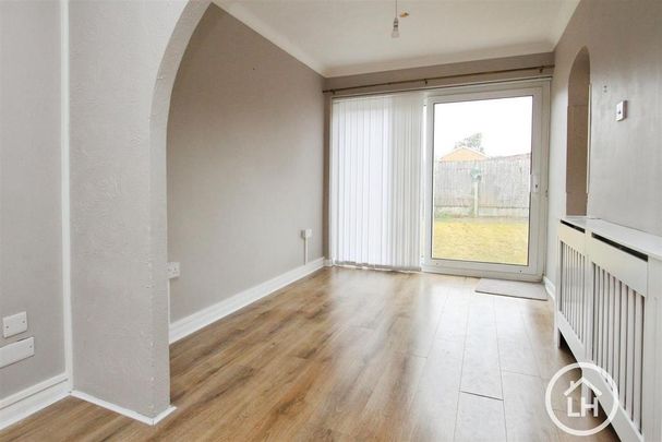 2 bedroom end of terrace house to rent - Photo 1