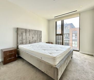 Sands End Lane, London - Photo 3