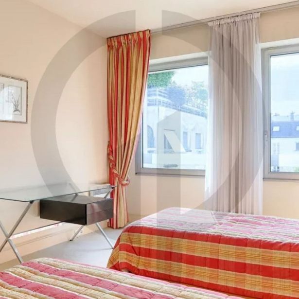 Appartement • Neuilly-sur-Seine - Photo 1