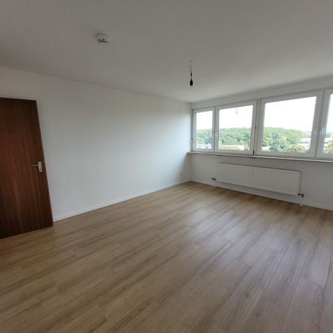 * WOHNEN mit WEITBLICK * Traumhafte 3 Zi-Whg in schöner Wohn(an)lage - mit LOGGIA - in RÖTHENBACH * - Foto 1