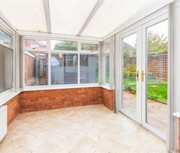 2 bed House To Let - Photo 6