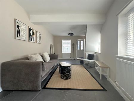 1 bedroom end of terrace house to rent - Photo 3