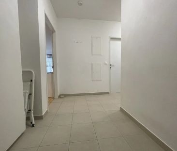 Helle 3-Zimmer-Wohnung mit großem Balkon - inkl. Tiefgarage - unbef... - Photo 2
