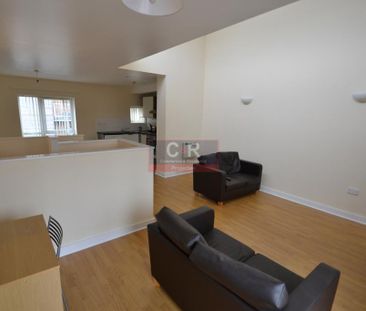 3 bedroom townhouse to rent - Photo 2