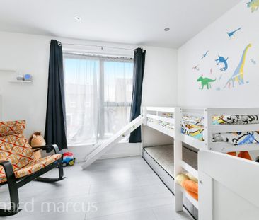 Bensham Grove - Photo 1