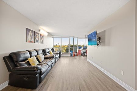 For Lease - 1 Rowntree Road Unit# 307, Toronto, Ontario - Photo 3
