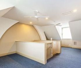 Loft Style Apartment in the Heart of Town! - Photo 4