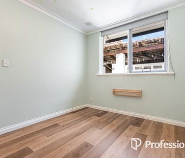 Bright & Modern 3x1 Home in Tuart Hill - Photo 6