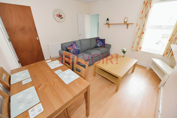 3 bedroom terraced house to rent - Photo 1