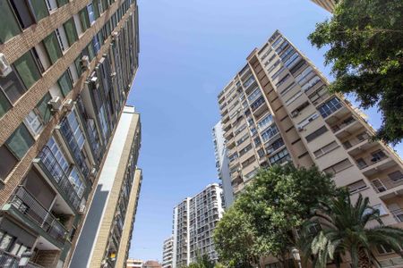 Beautiful room in Valencia - Photo 4