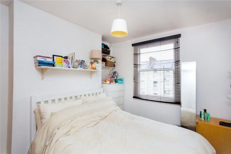 3 bedroom terraced house to rent - Photo 5